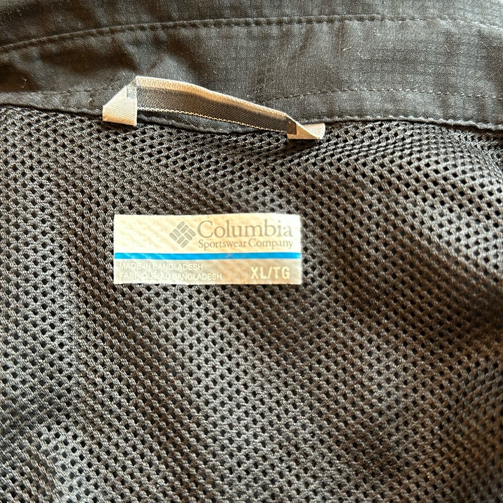 Men’s Columbia, extra large, tall, fishing shirt